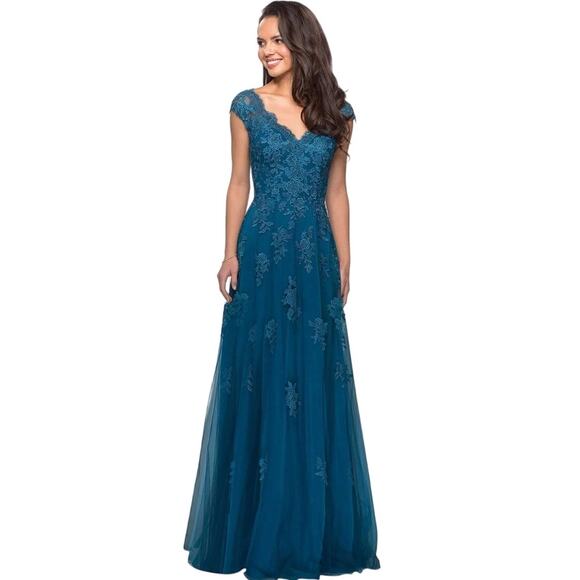 NWT La Femme  A Line Gown Women's Size 4 Teal Turquoise Lace Tulle Embroidered - Picture 1 of 13